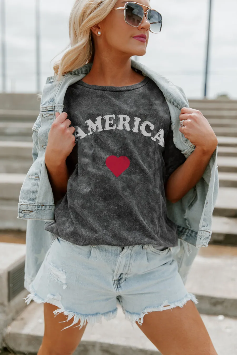AMERICA VINTAGE  ACID WASH TEE