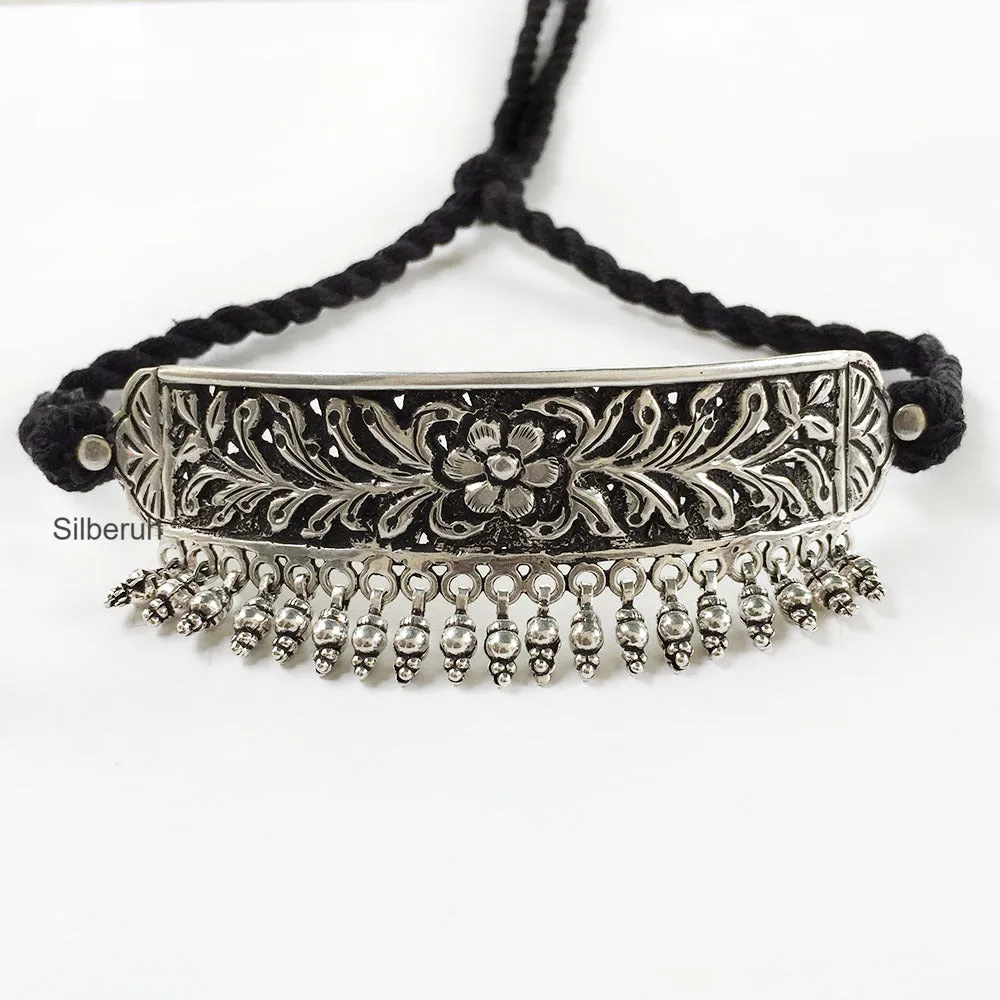 Chitai Choker Silver Necklace